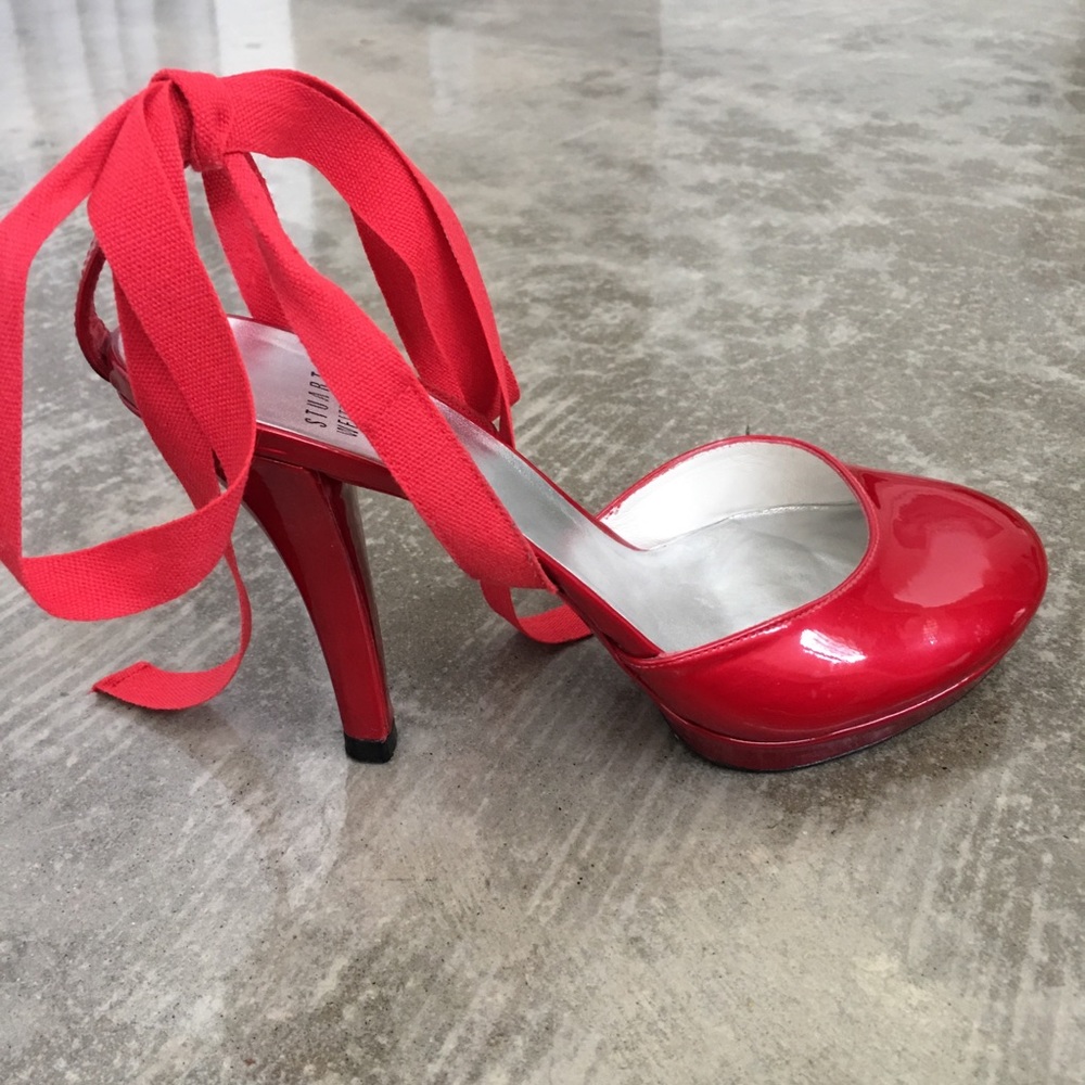 Stuart Weitzman red patent 👠platform w/ankle ties